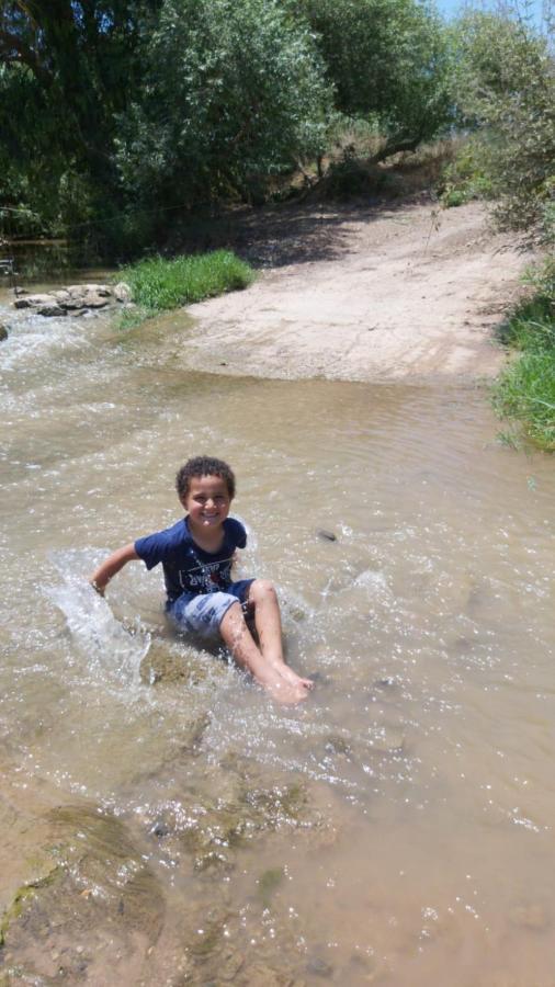 בין הר למעיין Lägenhet Kfar Tavor Exteriör bild